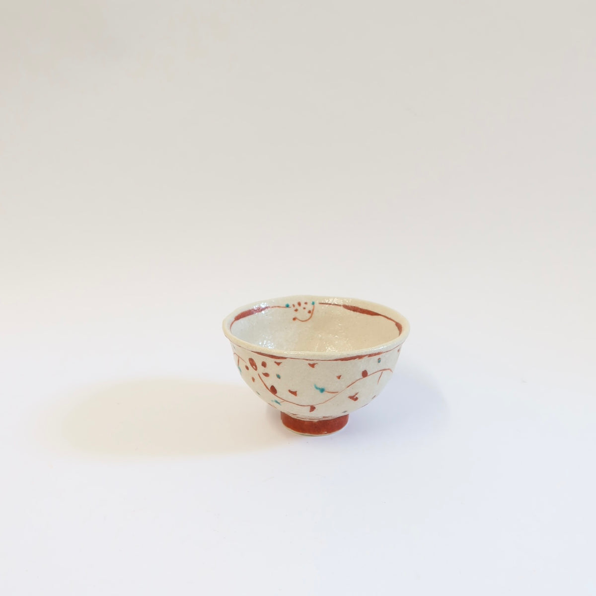 Japanese Hana Akae Hand-painted Floral Bowl