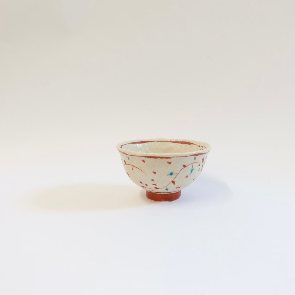 Japanese Hana Akae Hand-painted Floral Bowl