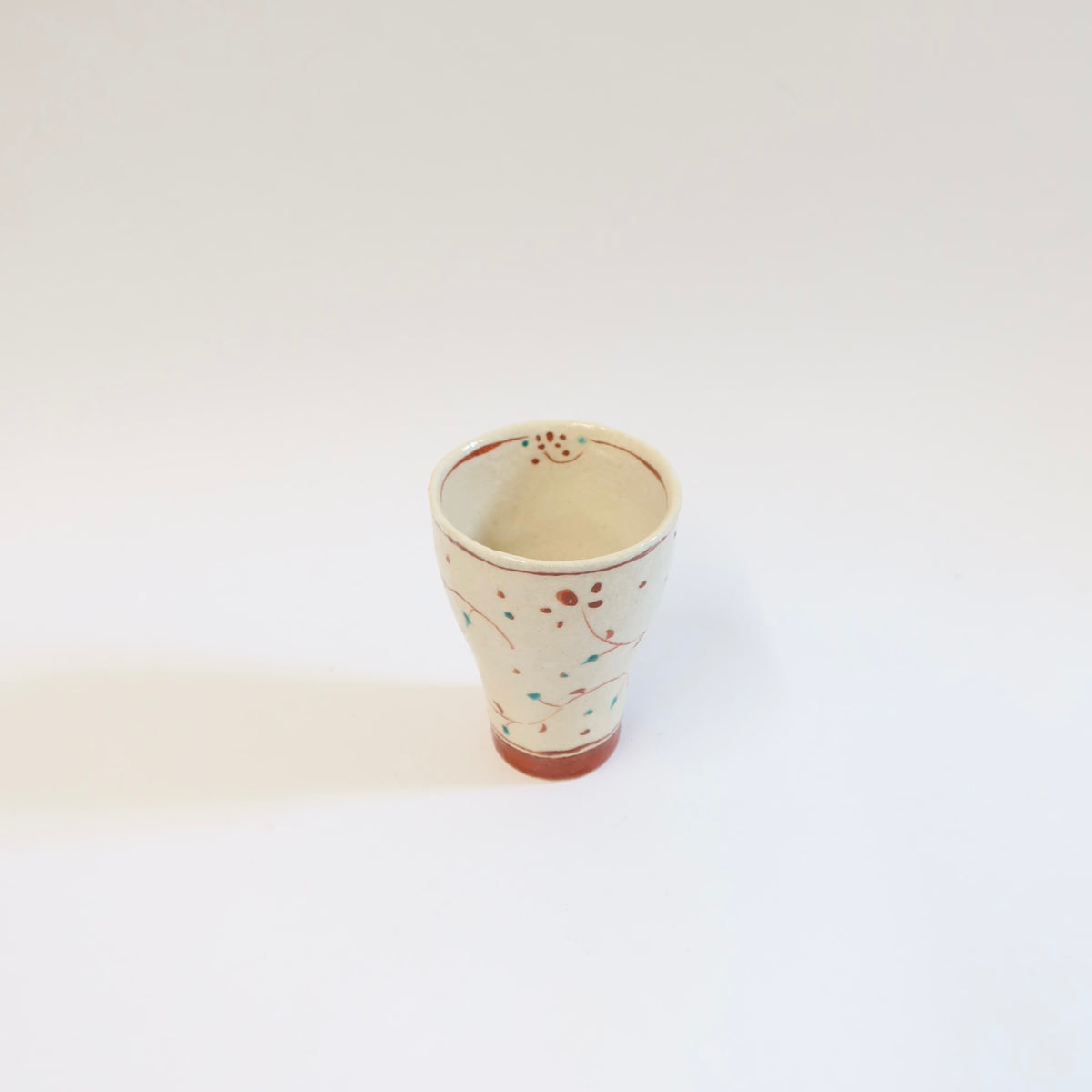 Japanese Hana Akae Hand-Painted Floral Cup