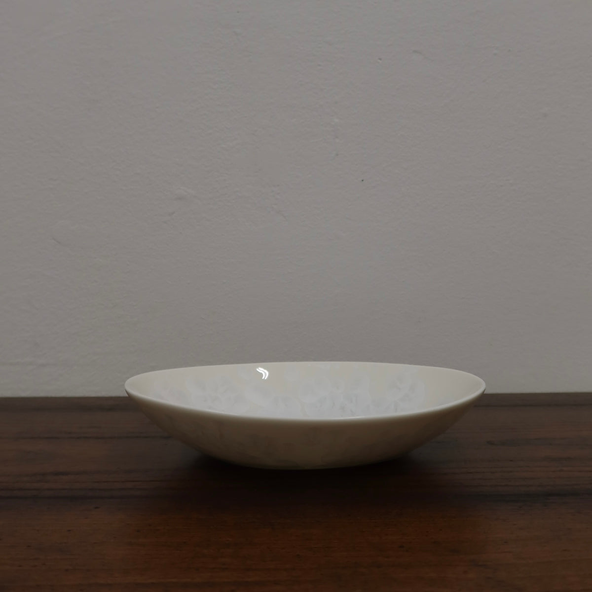 Japanese White Crystalline Glaze Shallow Bowl