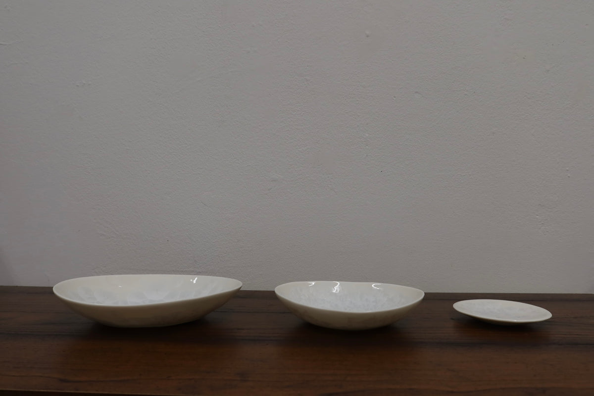 Japanese White Crystalline Glaze Shallow Bowl, M