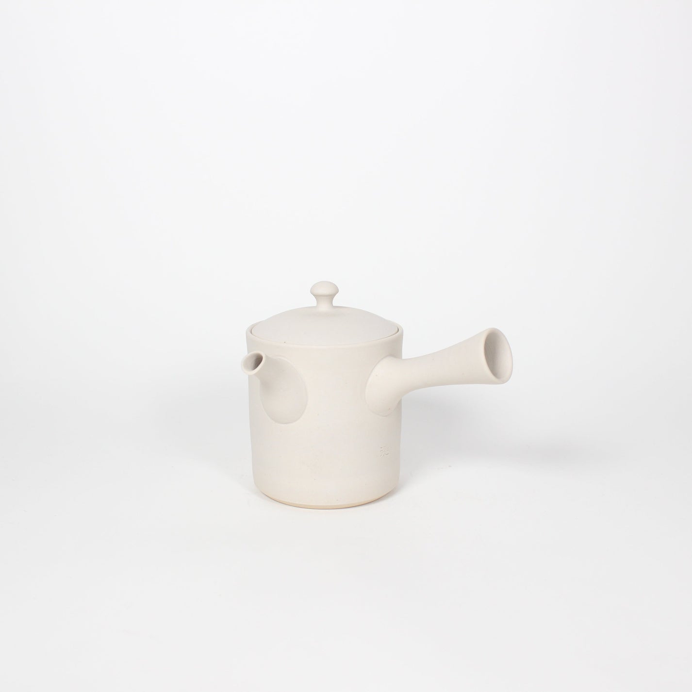 Japanese Tokoname Ceramic Kyusu Tea Pot II, Ivory