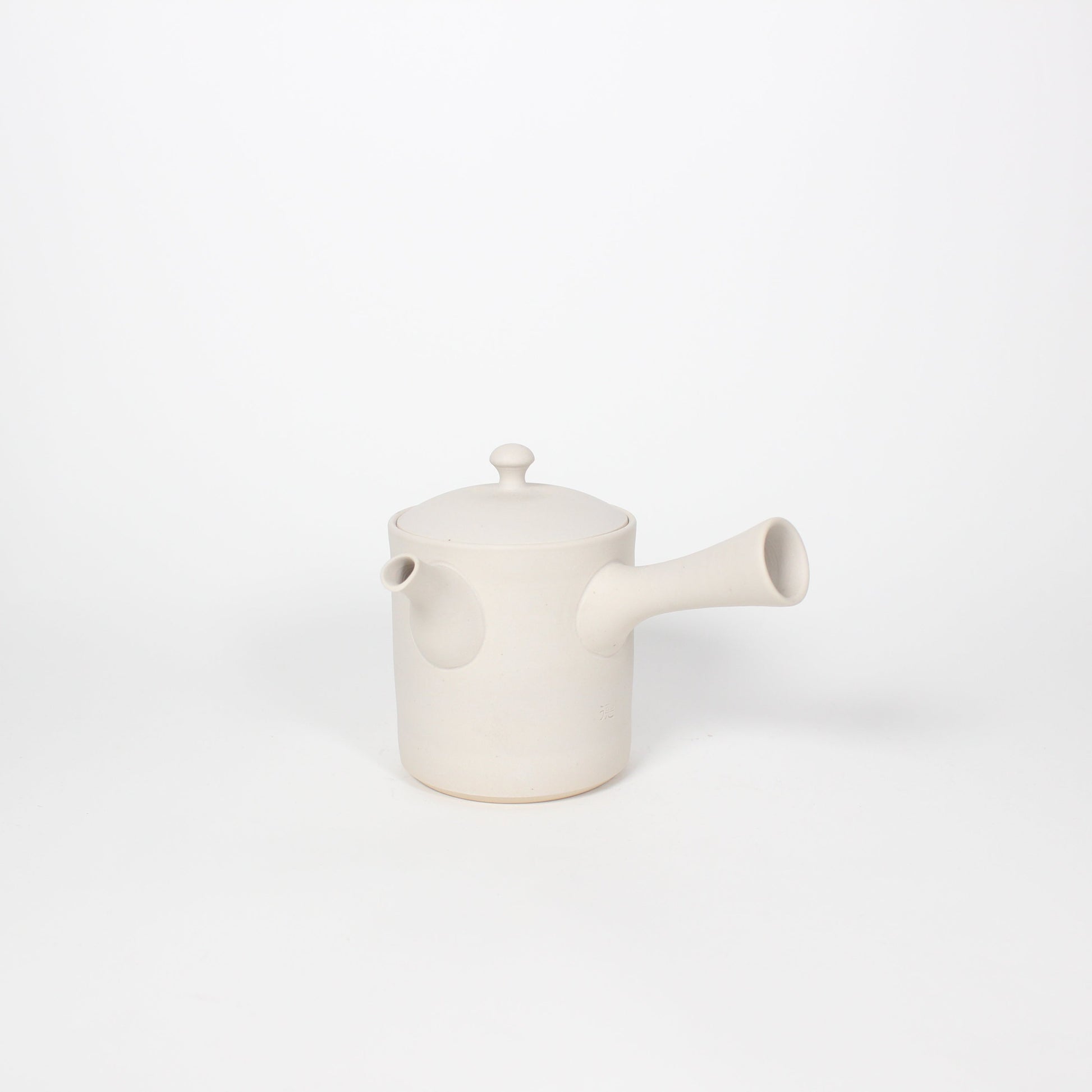 Japanese Tokoname Ceramic Kyusu Tea Pot II, Ivory
