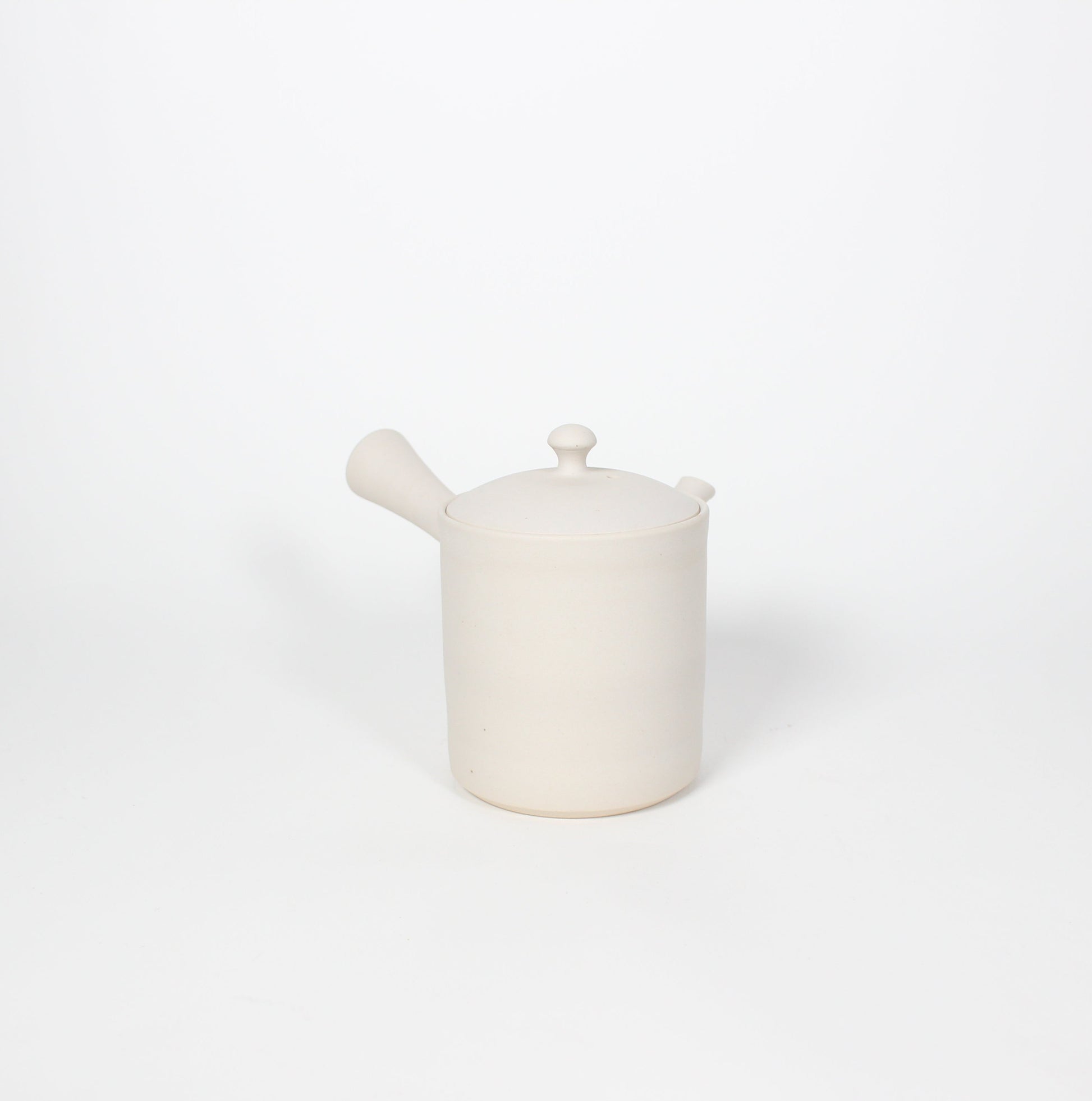 Japanese Tokoname Ceramic Kyusu Tea Pot II, Ivory