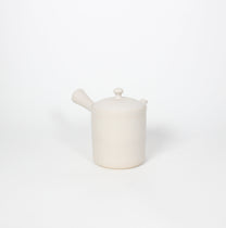 Japanese Tokoname Ceramic Kyusu Tea Pot II, Ivory