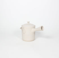 Japanese Tokoname Ceramic Kyusu Tea Pot II, Ivory