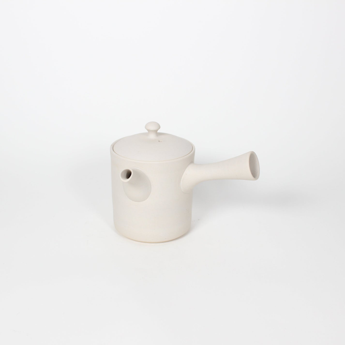Japanese Tokoname Ceramic Kyusu Tea Pot II, Ivory