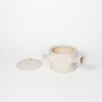 Japanese Tokoname Ceramic Kyusu Tea Pot I, Ivory