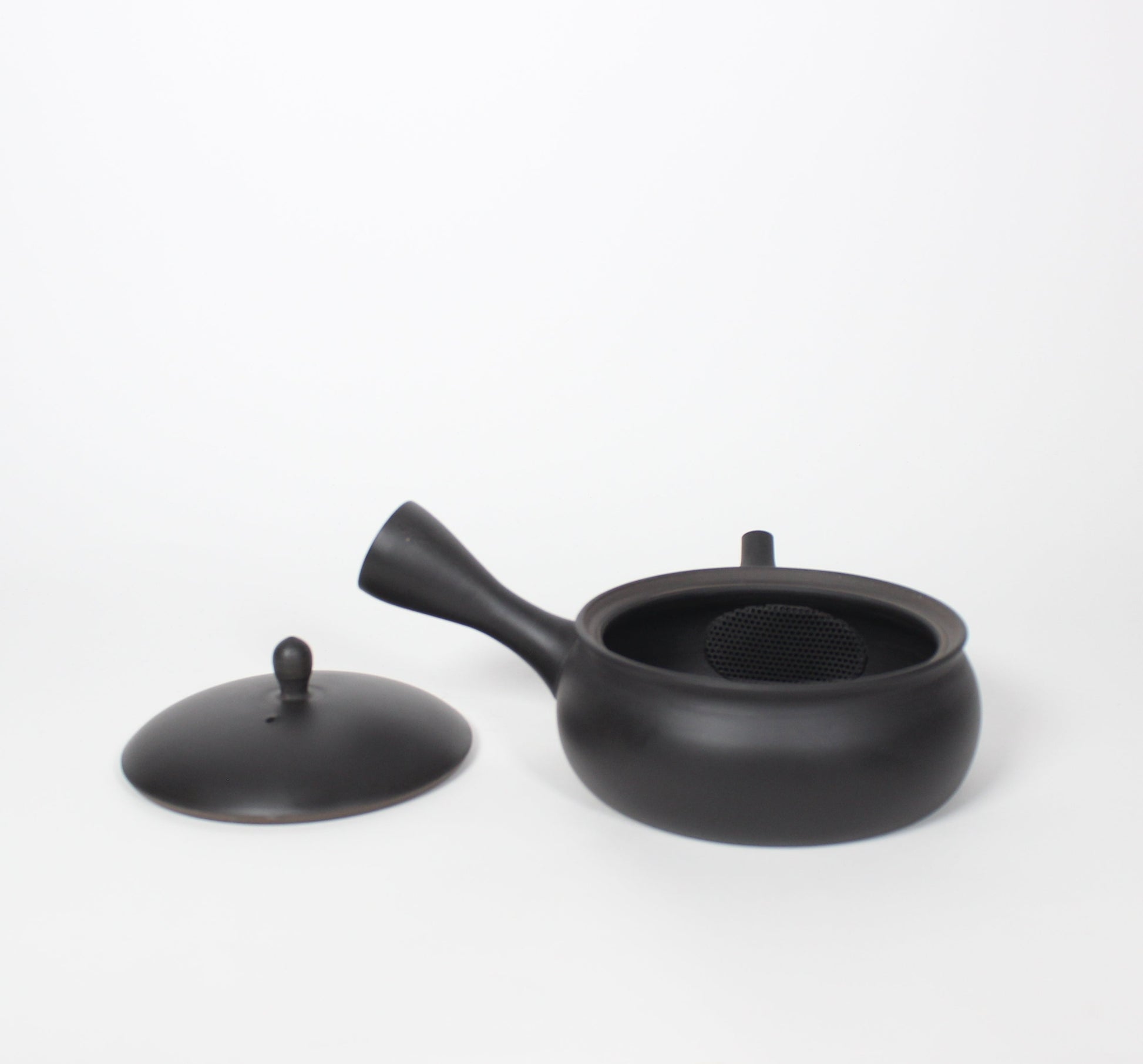Japanese Tokoname Ceramic Kyusu Round Tea Pot, Black