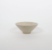 Japanese Shigaraki Ceramic Glossy Beige Brush Work Tea Bowl