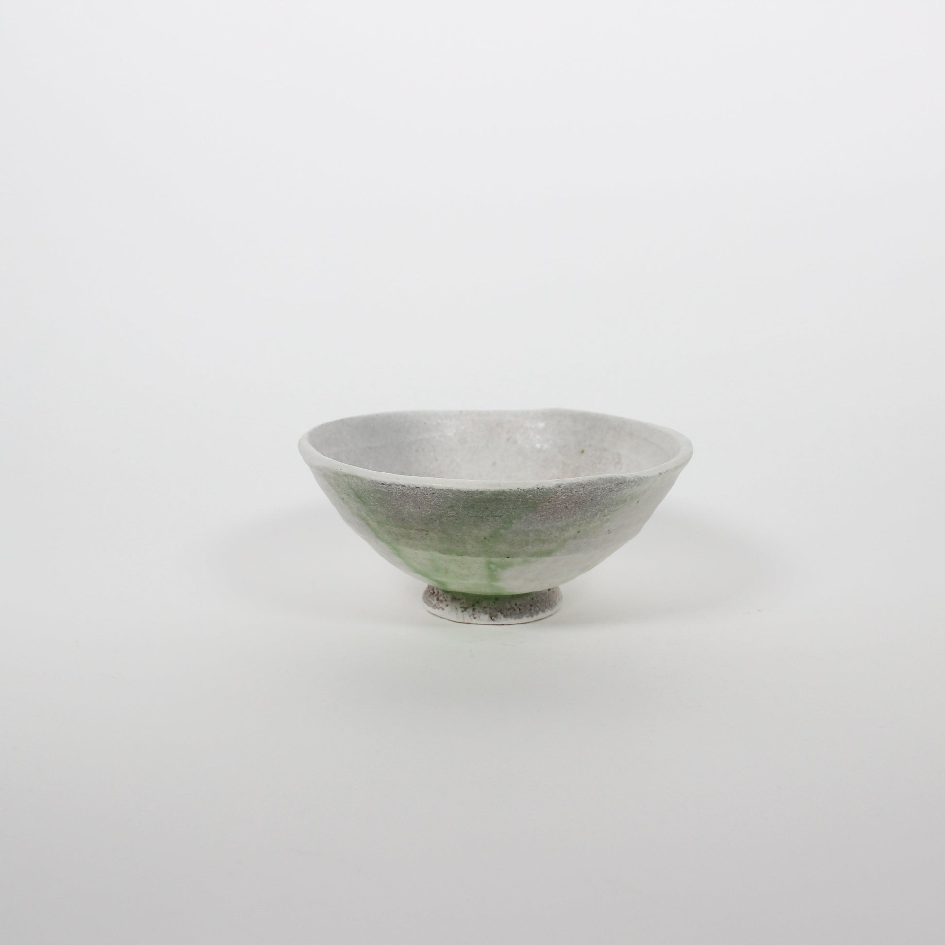 Japanese Shigaraki Ceramic Matcha Tea Bowl, White &amp; Green