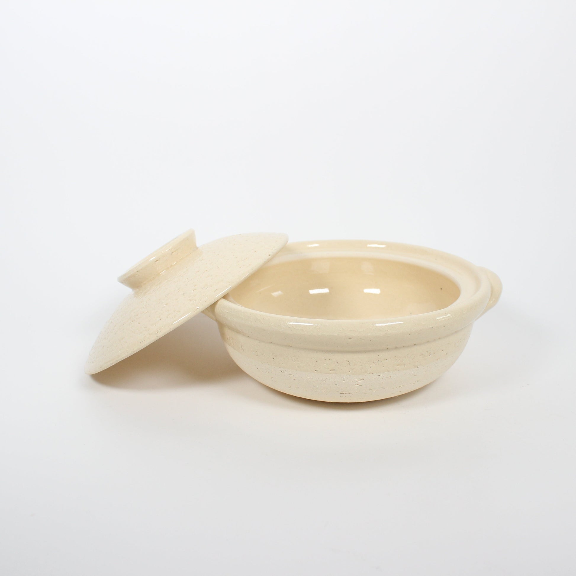 Japanese Iga-yaki Donabe Cooking Pot, Beige