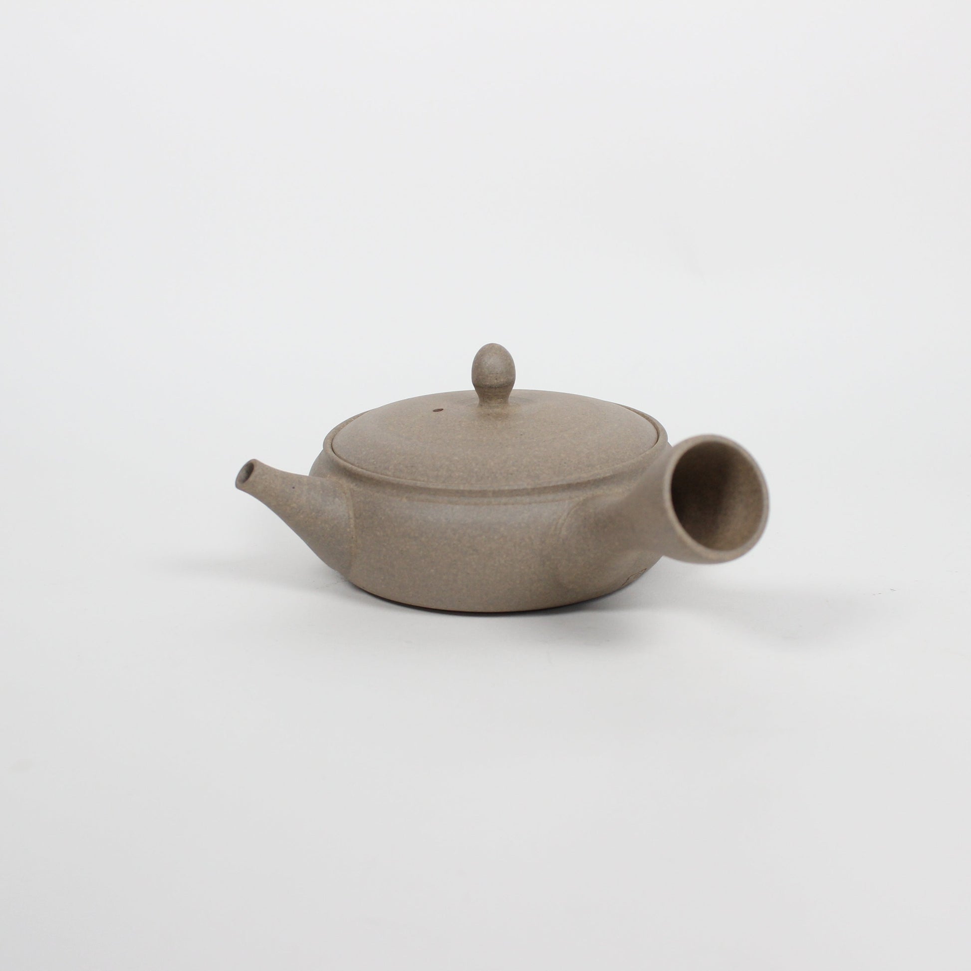 Japanese Tokoname Ceramic Kyusu Flat Tea Pot, Beige