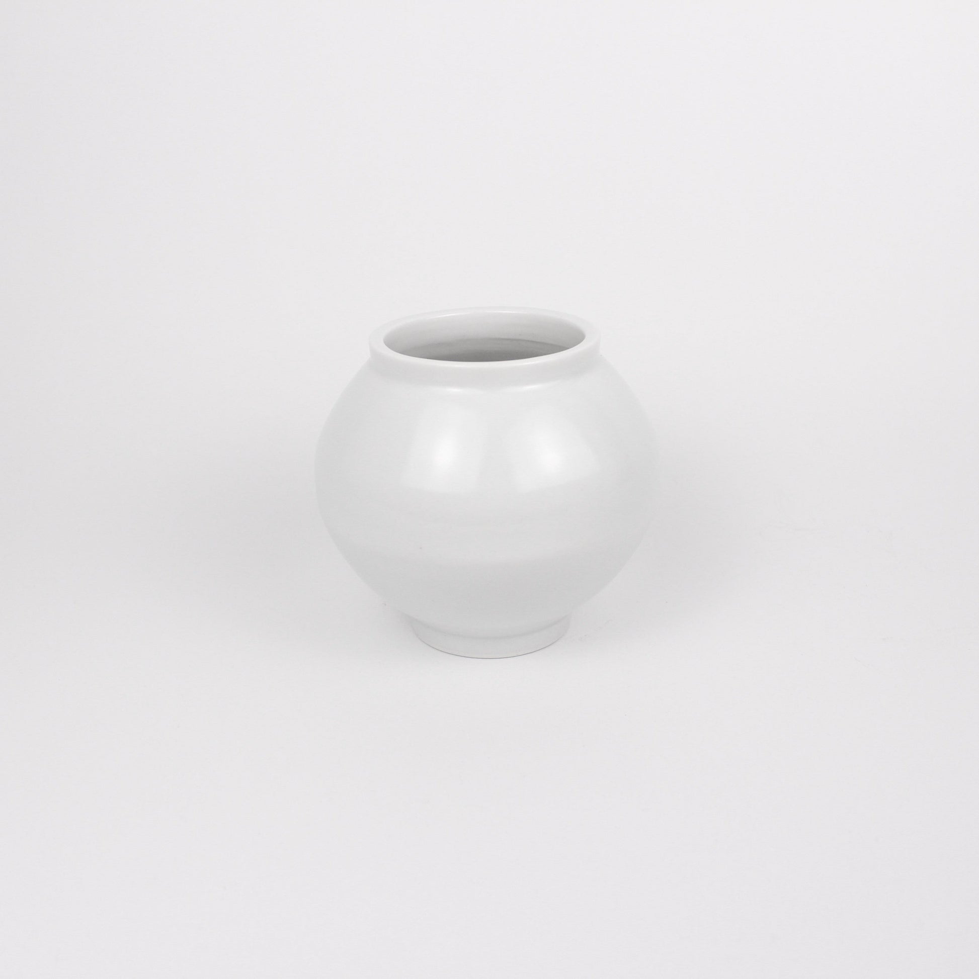 Korean Baekja White Ceramic Moon Jar, H 4&quot;