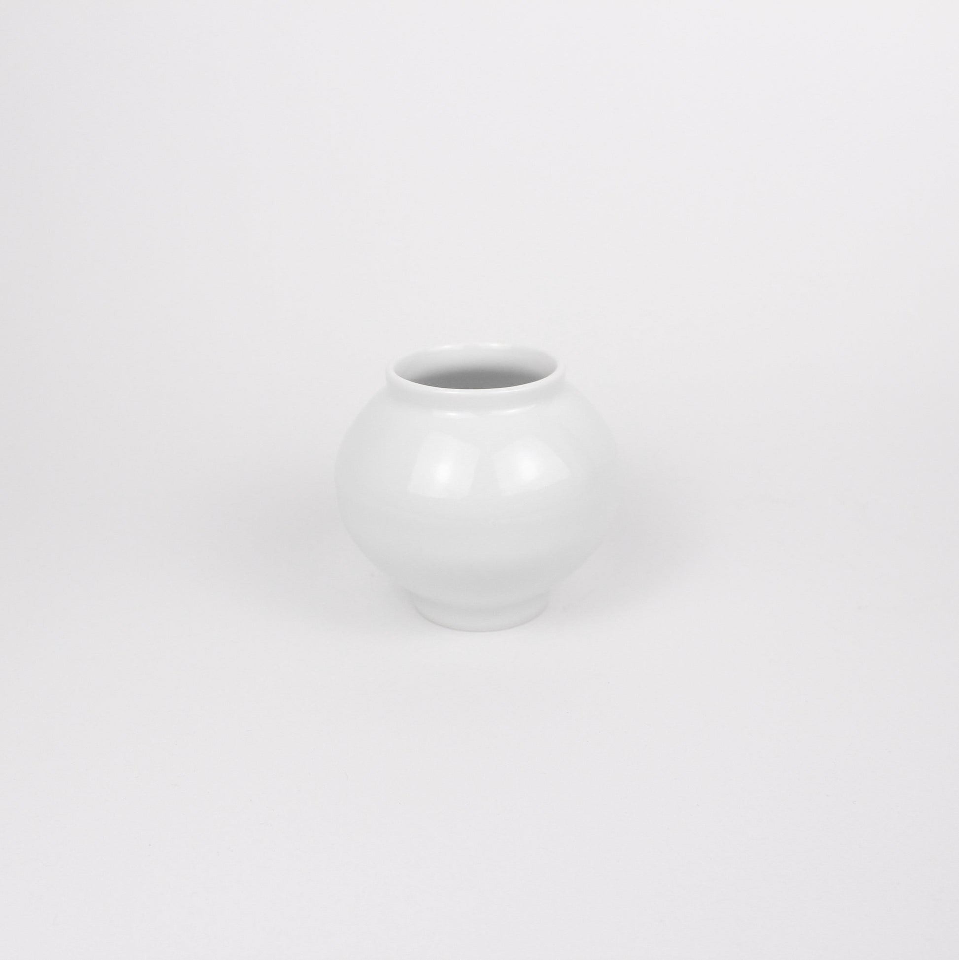 Korean Baekja White Ceramic Moon Jar, H 3.5&quot;