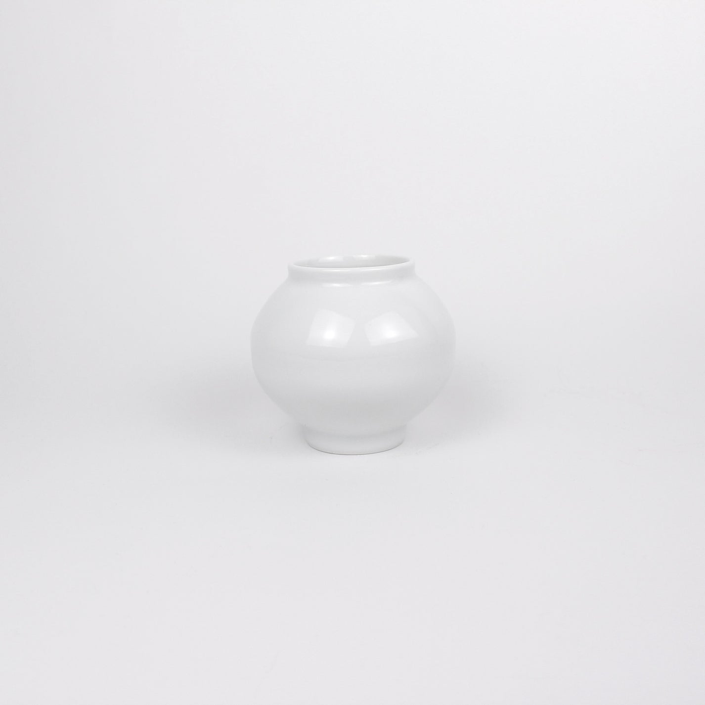 Korean Baekja White Ceramic Moon Jar, H 3.5&quot;