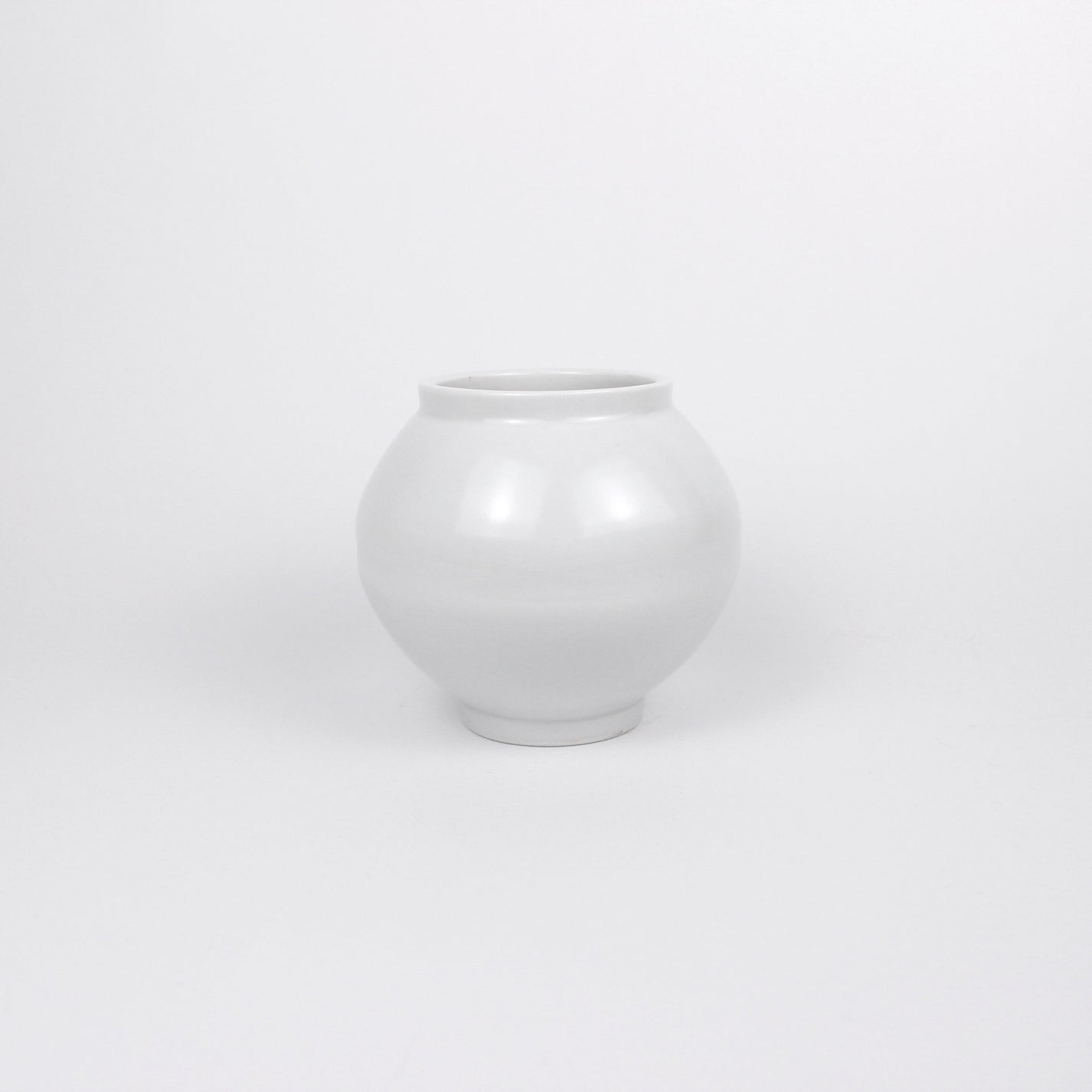 Korean Baekja White Ceramic Moon Jar, H 4&quot;