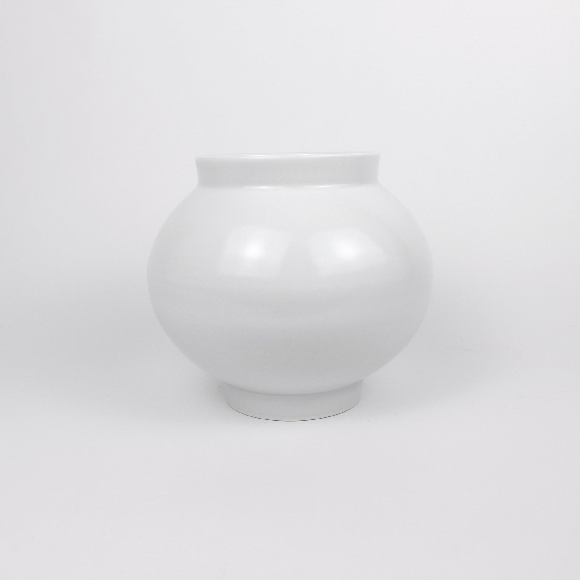 Korean Baekja White Ceramic Moon Jar, H 5.25&quot;