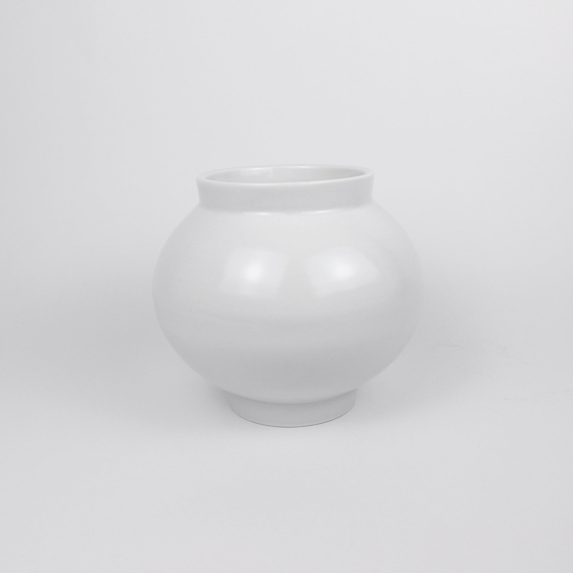 Korean Baekja White Ceramic Moon Jar, H 5.25&quot;