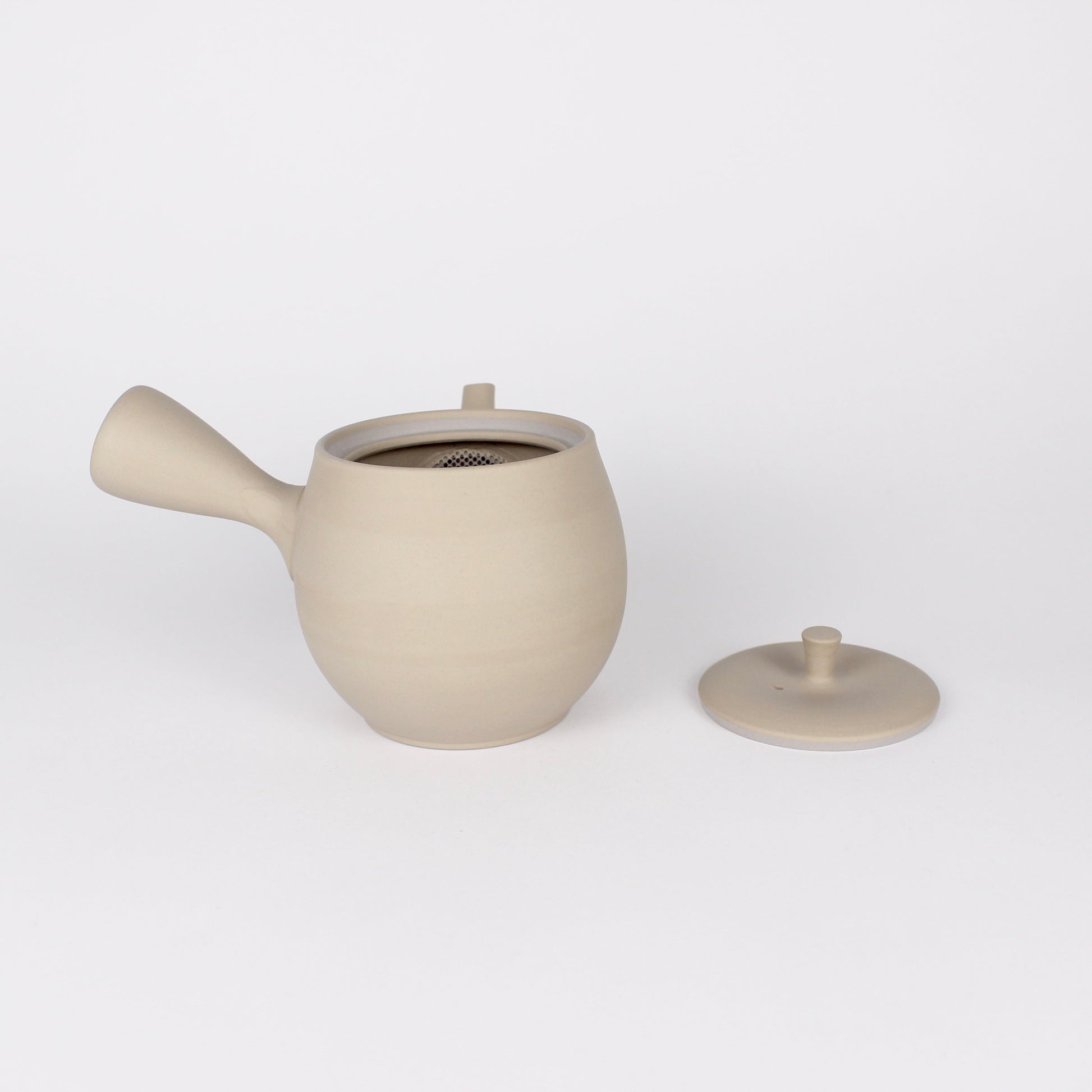Japanese Tokoname Ceramic Kyusu High Tea Pot, Light Taupe