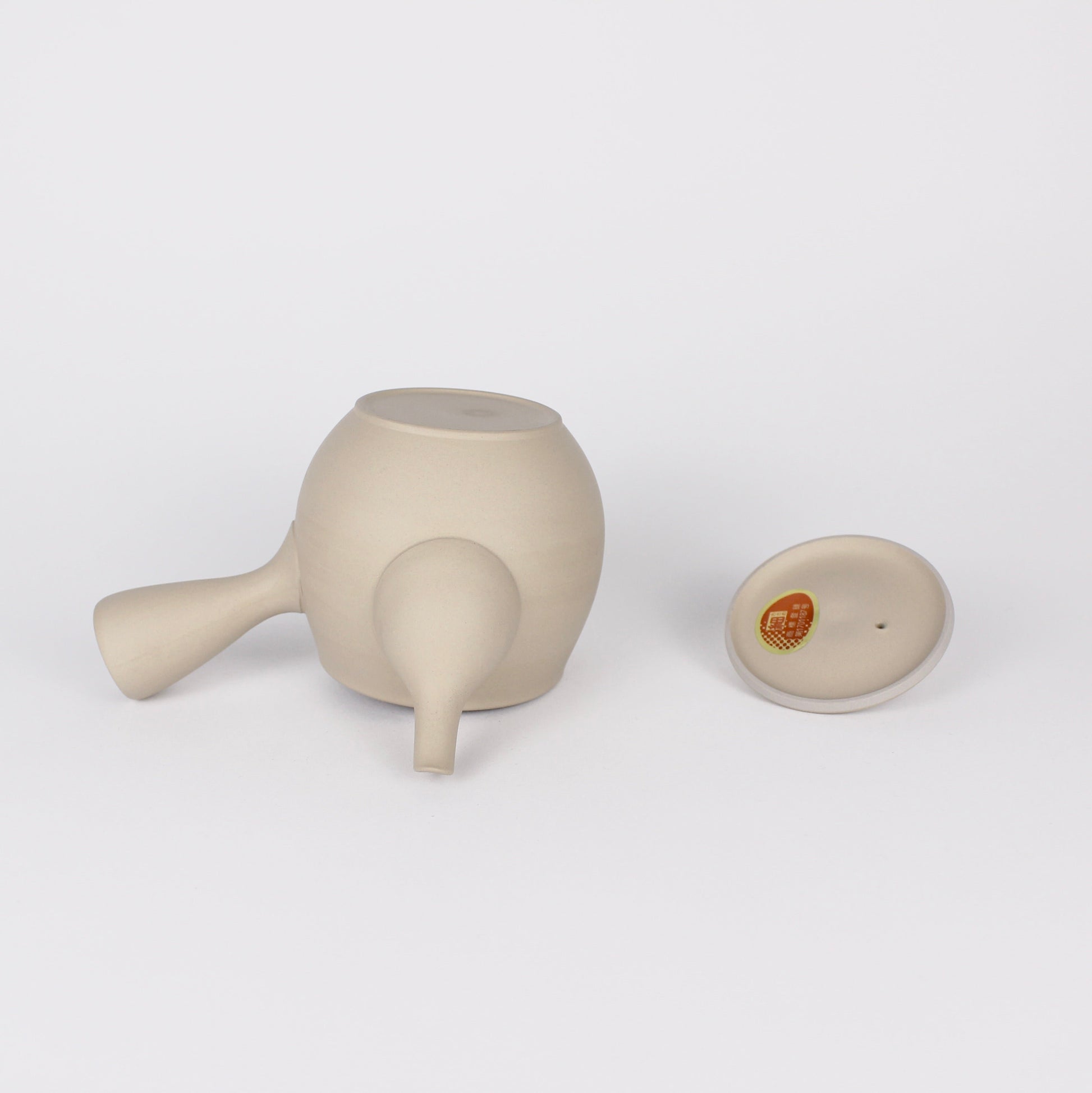 Japanese Tokoname Ceramic Kyusu High Tea Pot, Light Taupe
