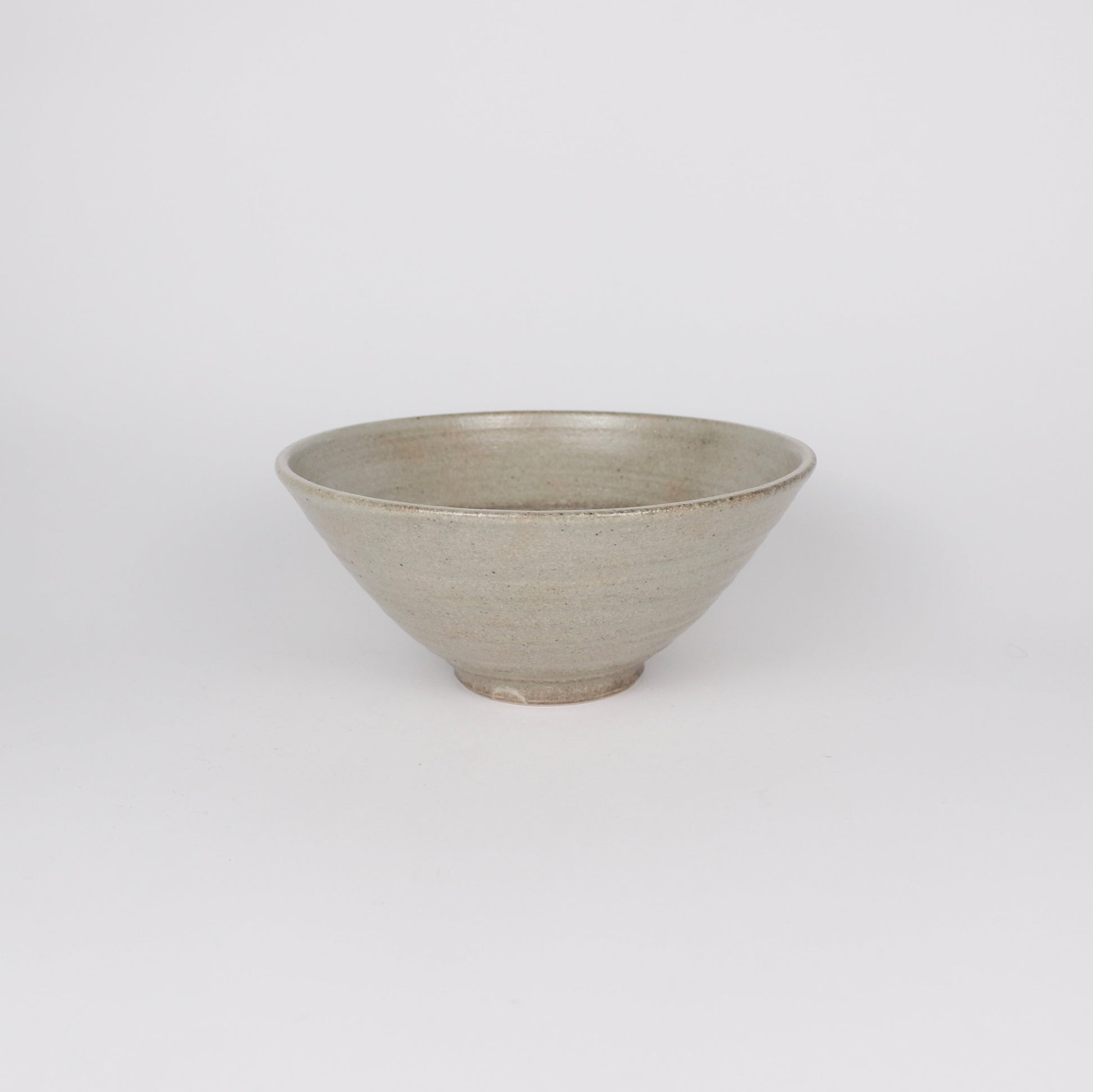 Japanese Shigaraki Ceramic Matcha Bowl, Grainy Beige