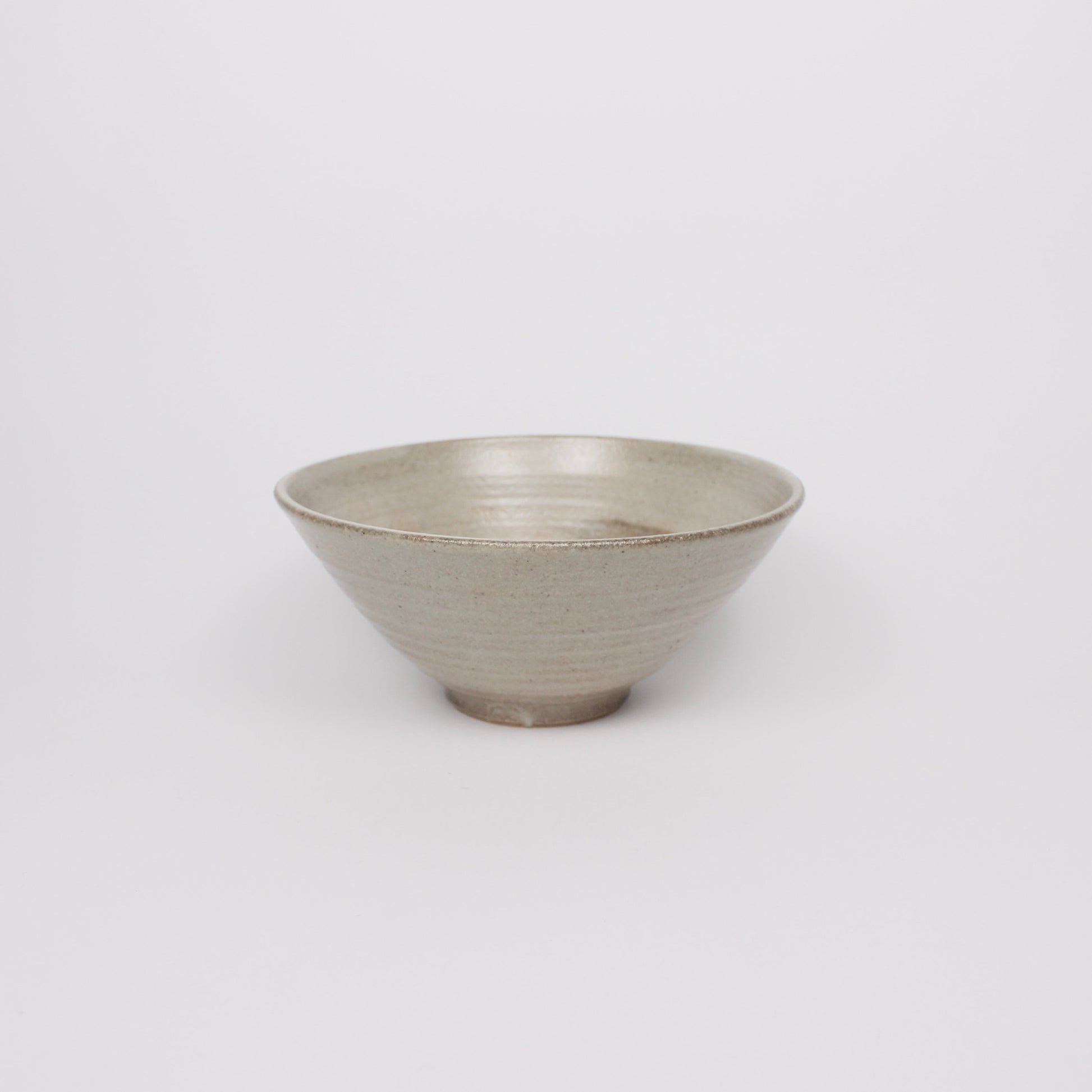 Japanese Shigaraki Ceramic Matcha Bowl, Grainy Beige