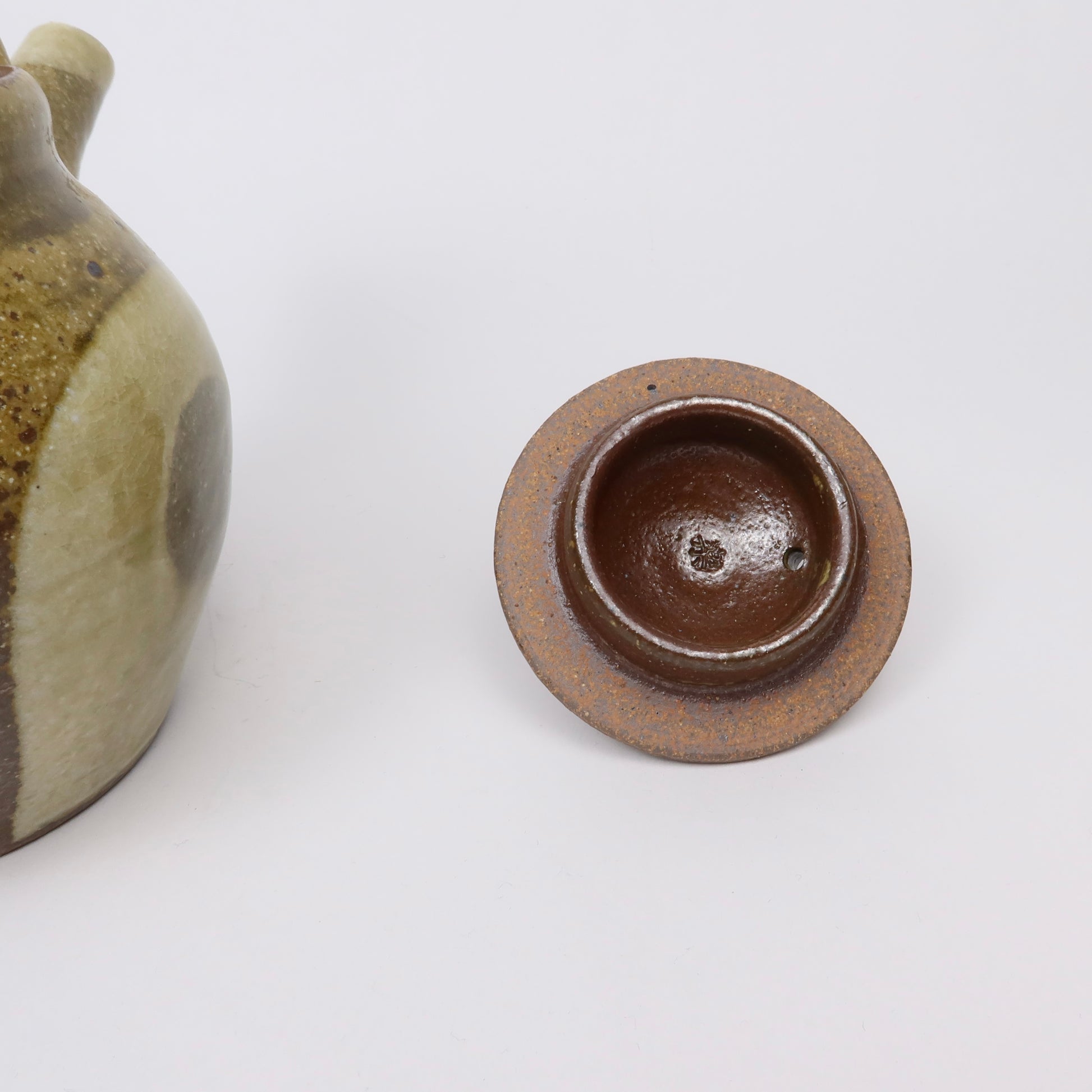 Japanese Shigaraki Dobin 土瓶 Tea Pot with Rattan Handle