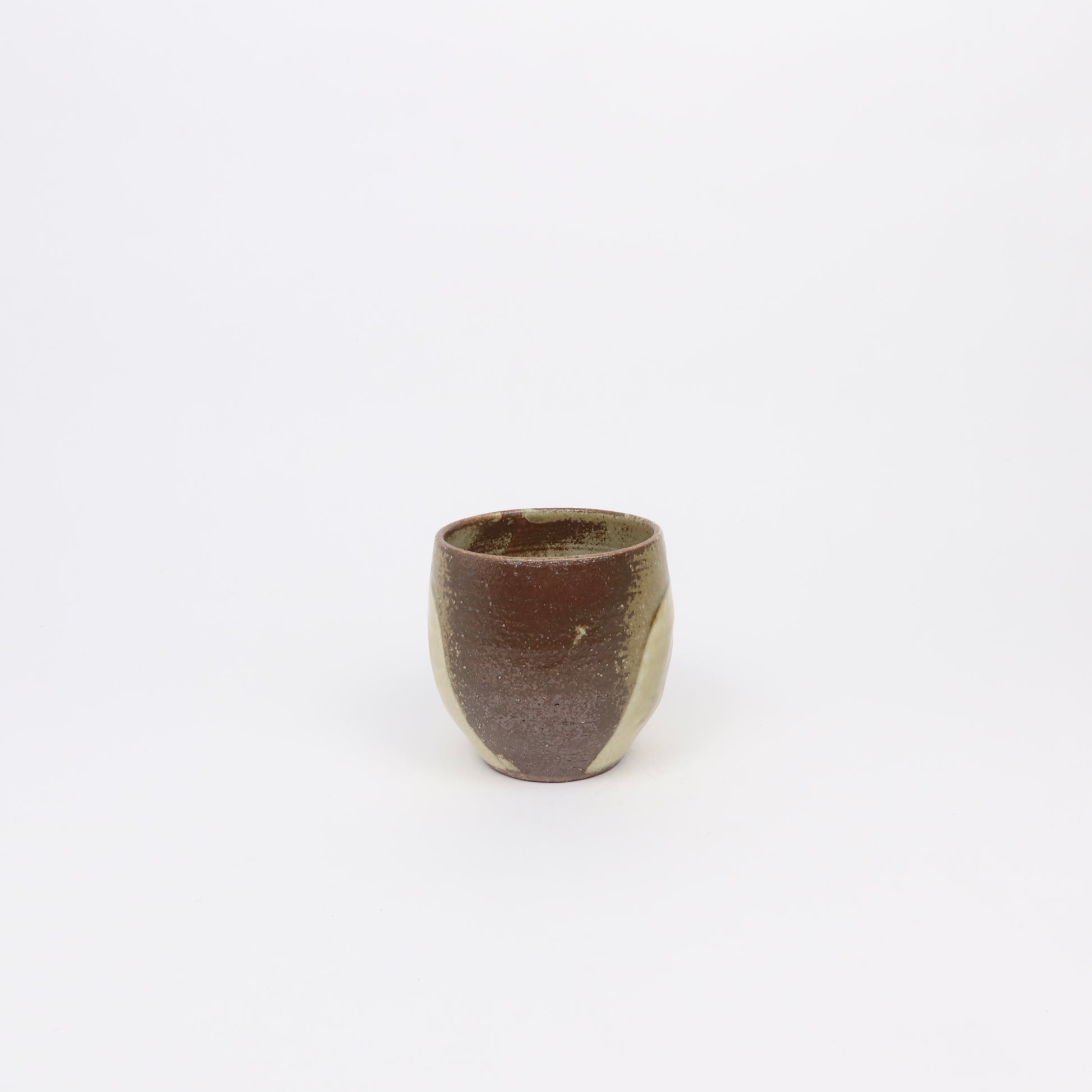 Japanese Shigaraki Ceramic Tea Cup with Circular Brushwork Detail