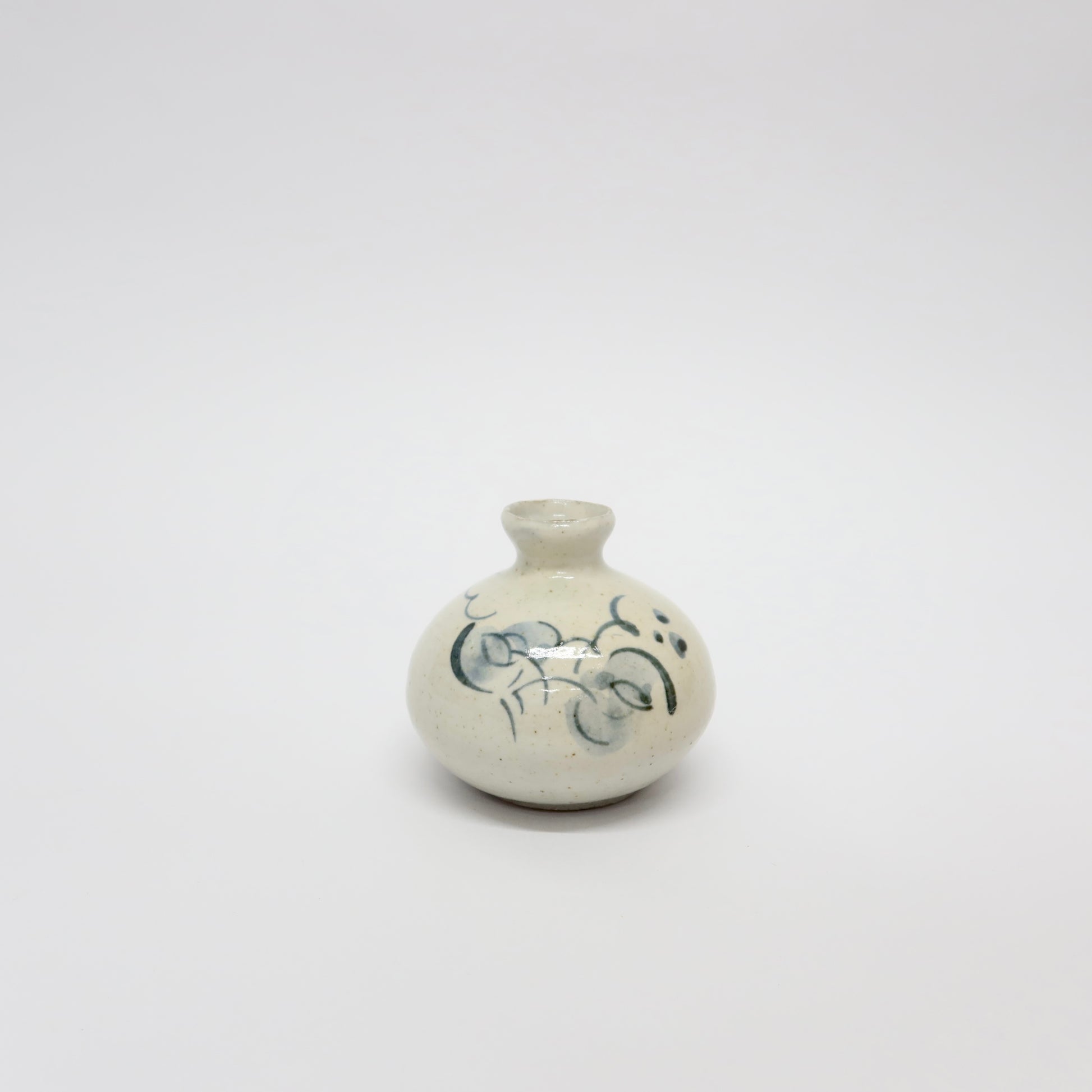 Japanese Shigaraki Hand-painted Vase
