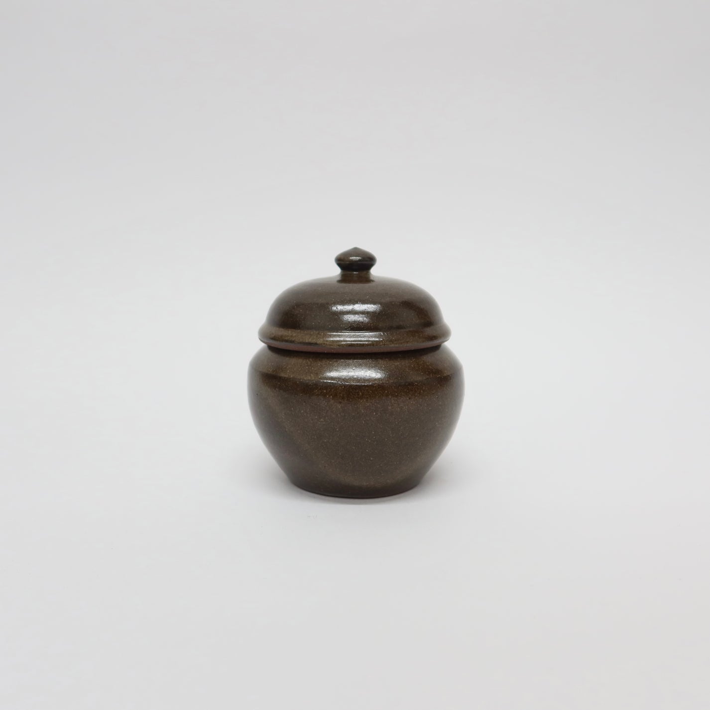 Korean Onggi Earthenware &#39;Yeonbong&#39; Jar