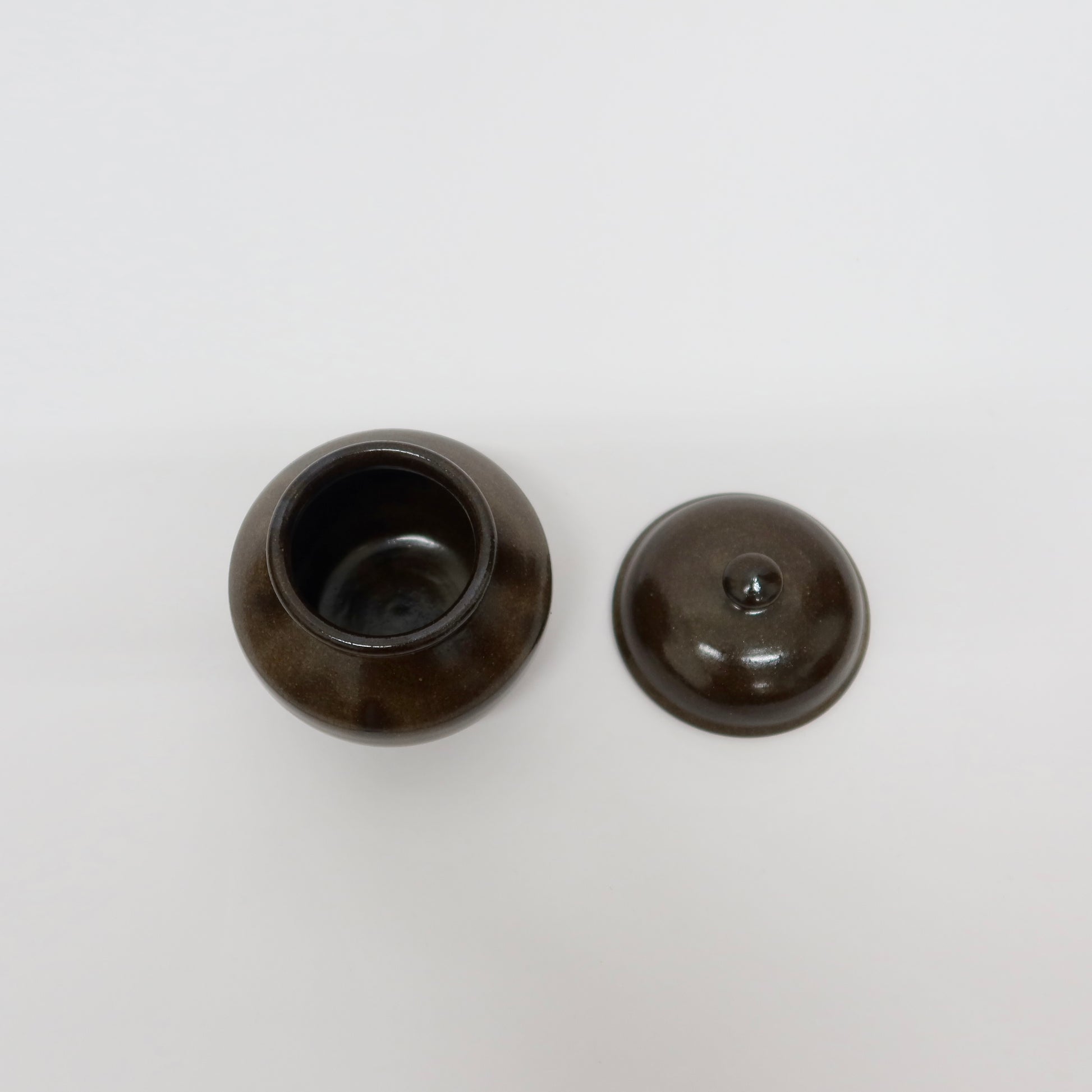 Korean Onggi Earthenware &#39;Yeonbong&#39; Jar