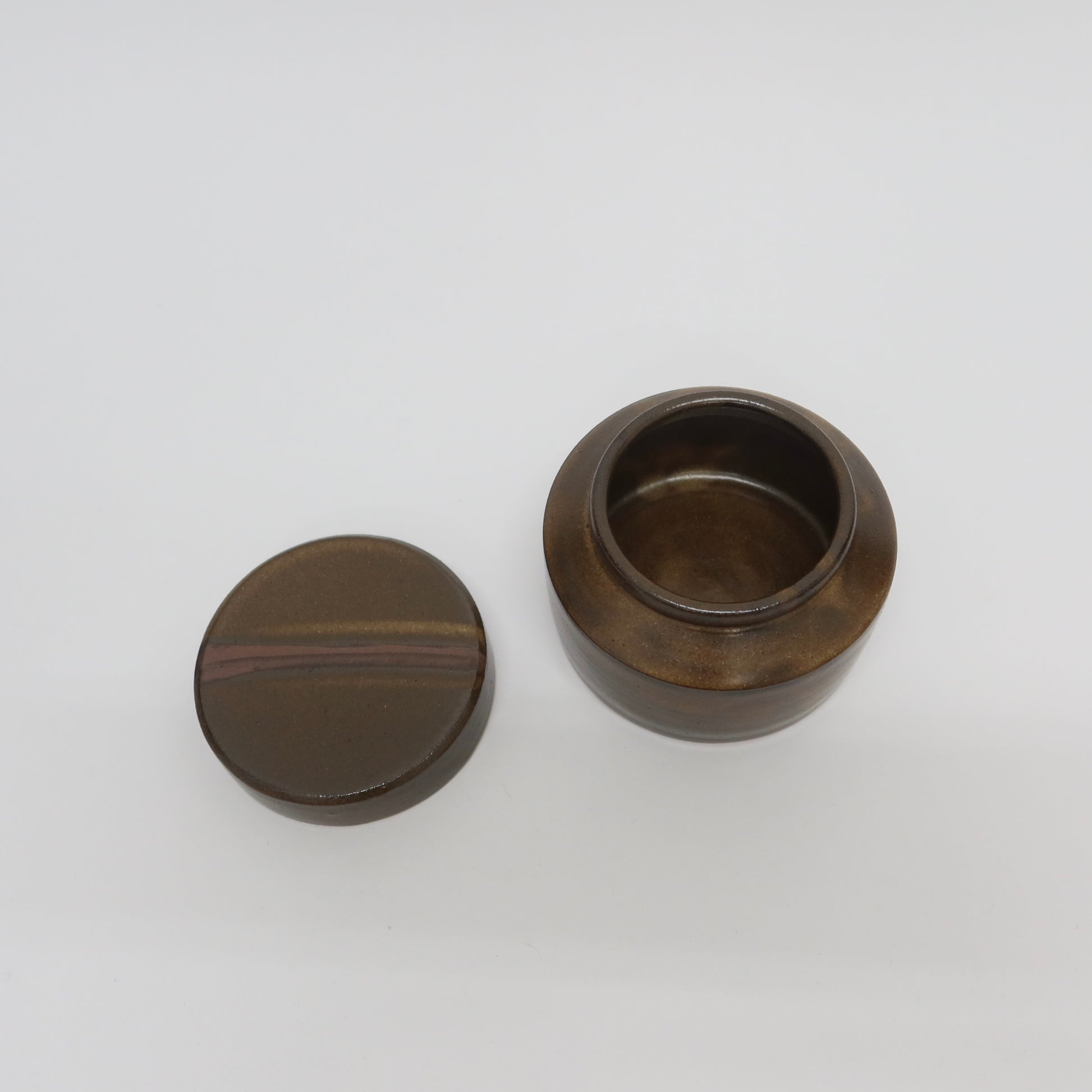 Korean Onggi Earthenware Flat Jar with Lid, 2 Sizes