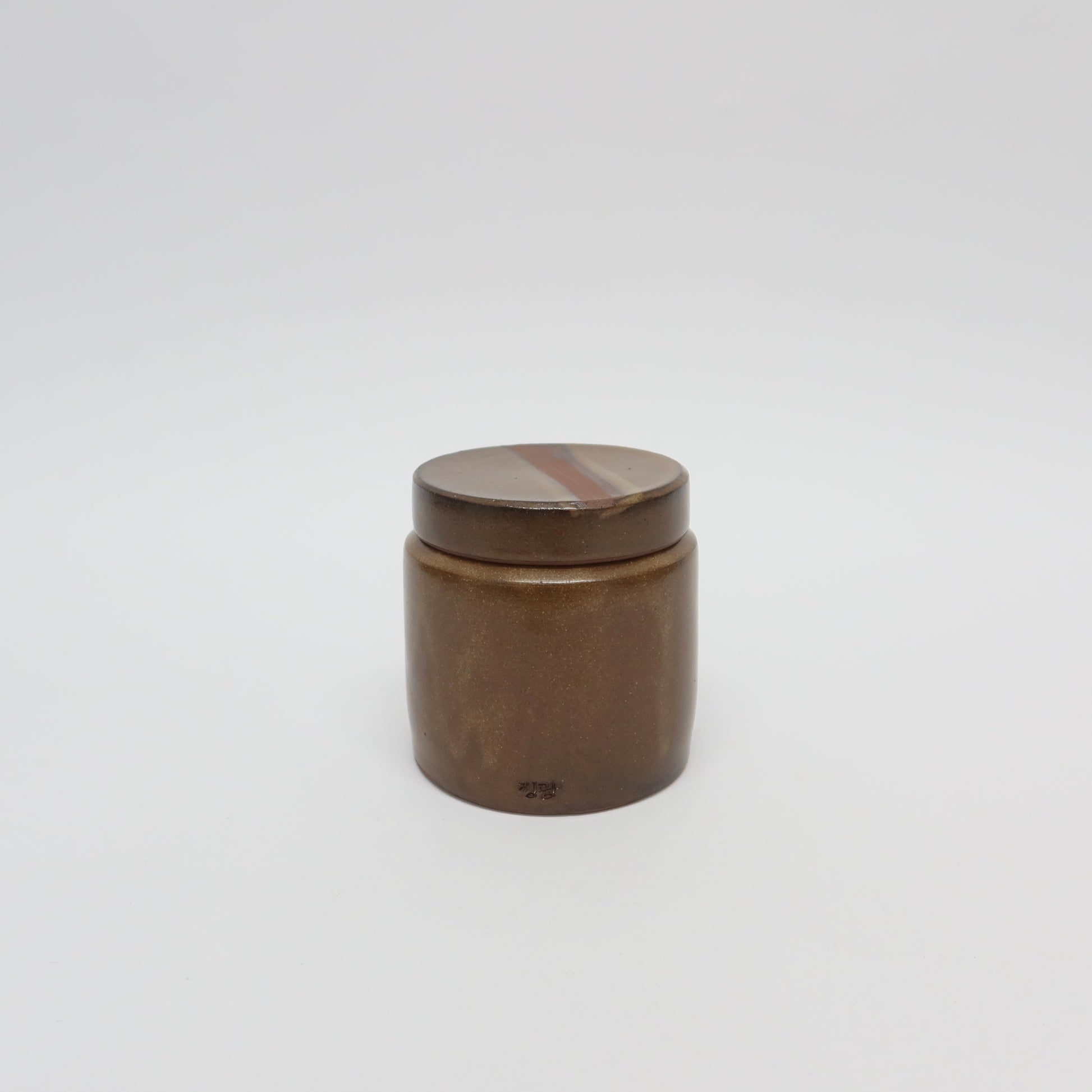 Korean Onggi Earthenware Flat Jar with Lid, 2 Sizes