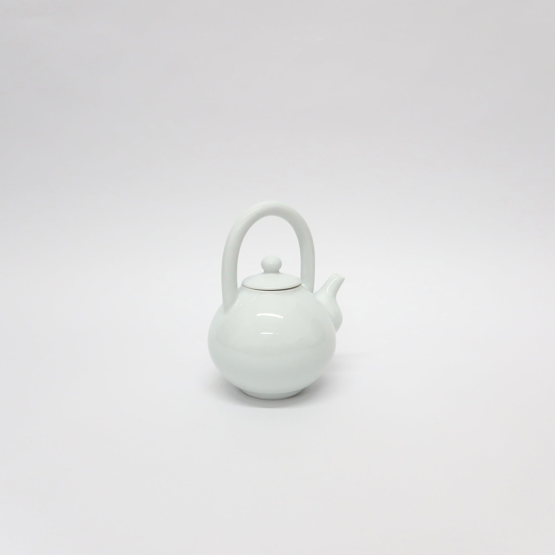 Korean Baekja Porcelain Top Handle Tea Pot