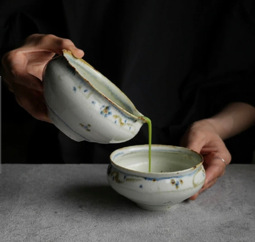 Japanese Haoto Katakuchi Matcha Bowl, Gosu Glazed