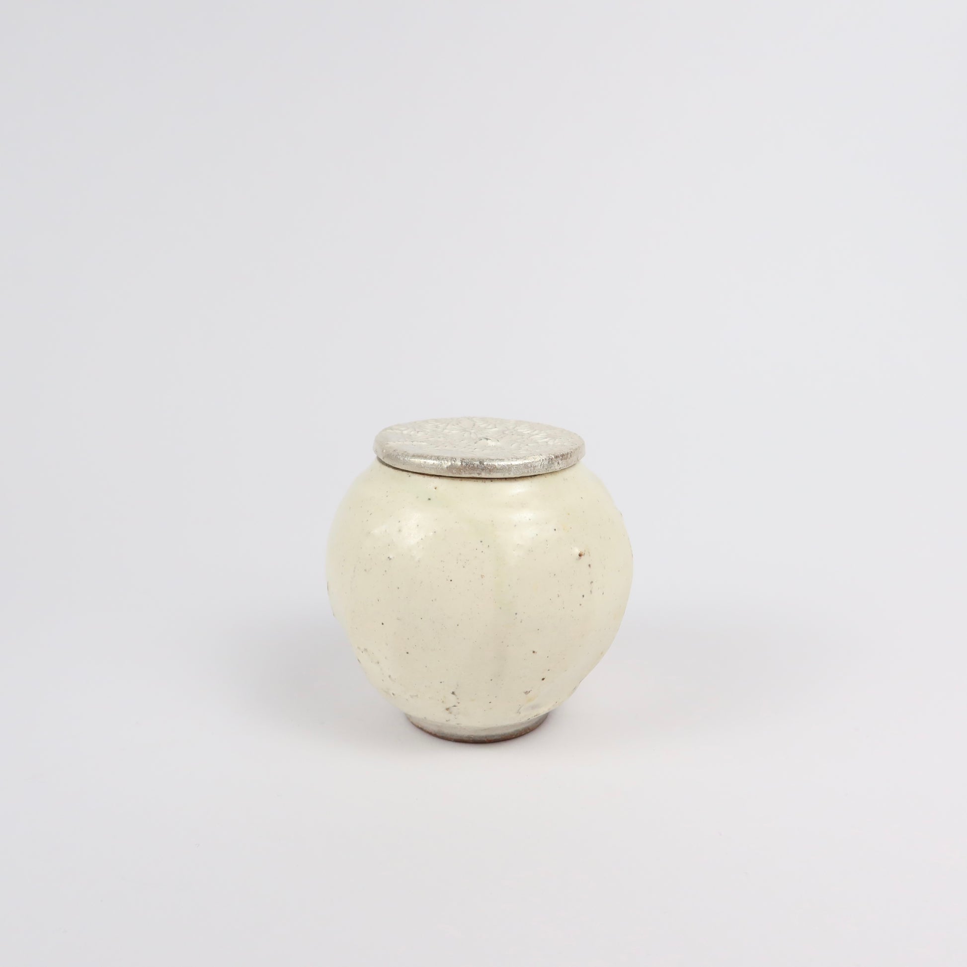 Korean ceramic tea caddy 6