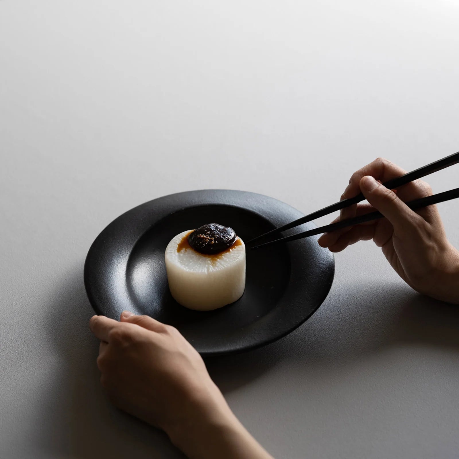 Japanese Scoop Ceramic Plates, Black, 2 sizes