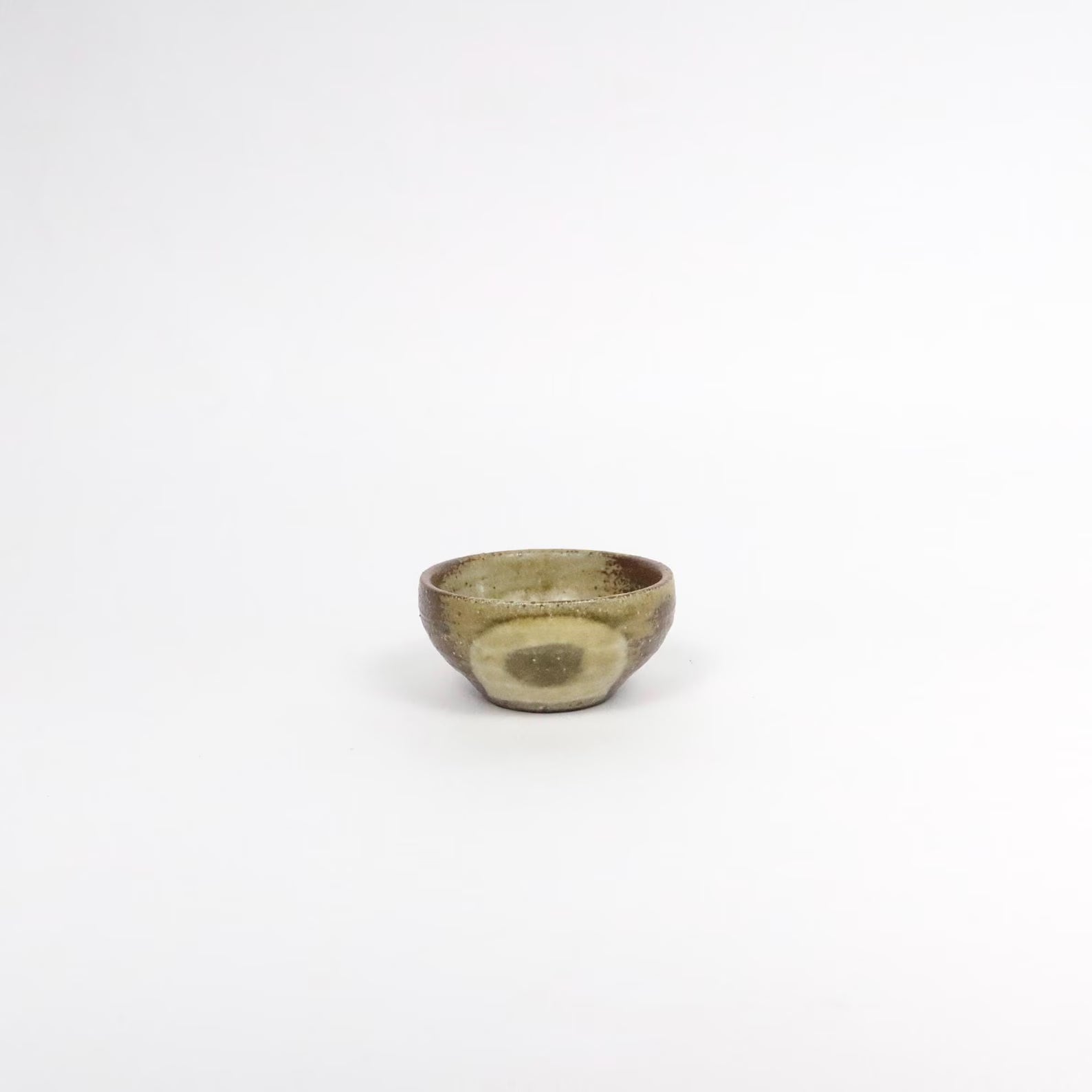 Japanese Shigaraki Ceramic Roundel Sake Cup