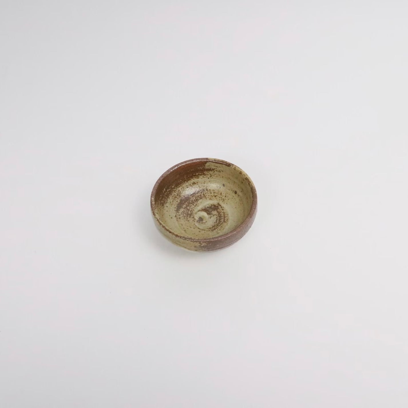 Japanese Shigaraki Ceramic Roundel Sake Cup