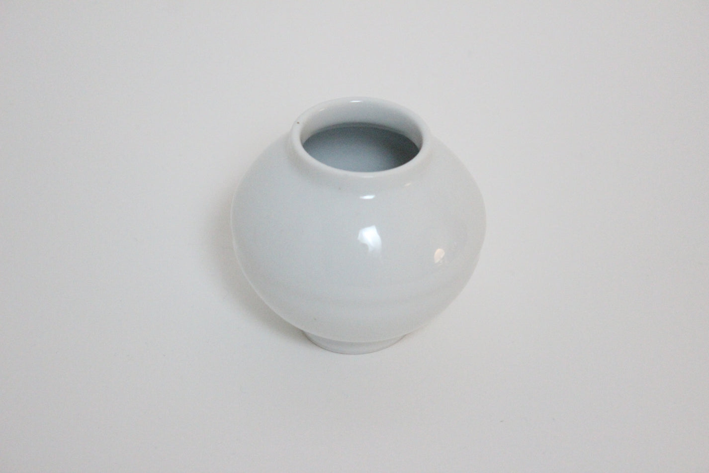 Korean Mini Baekja Dalhangari Moon Jar