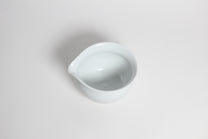 Ceramic tea serving pitcher/tea bowl
