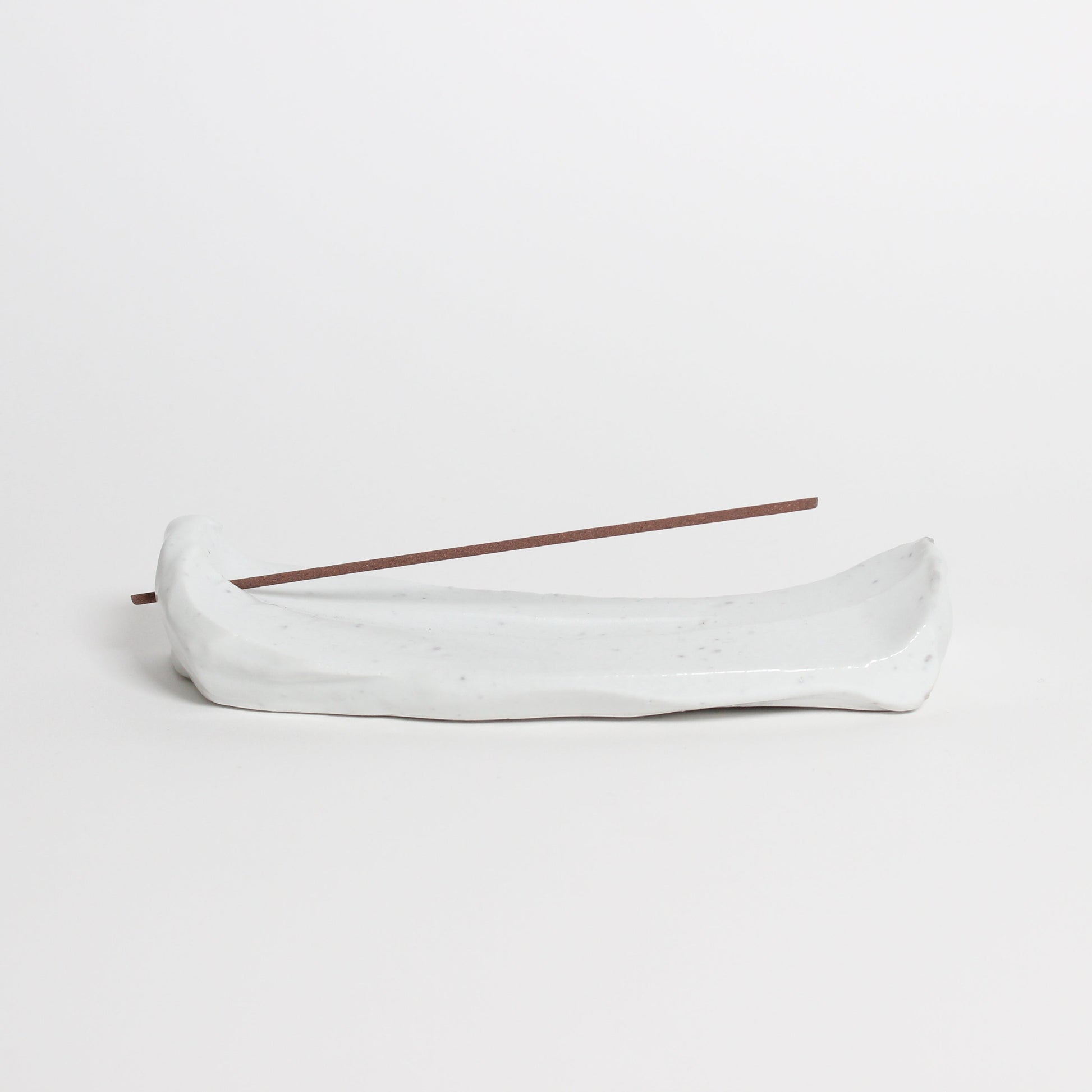 Ceramic leafy incense burner