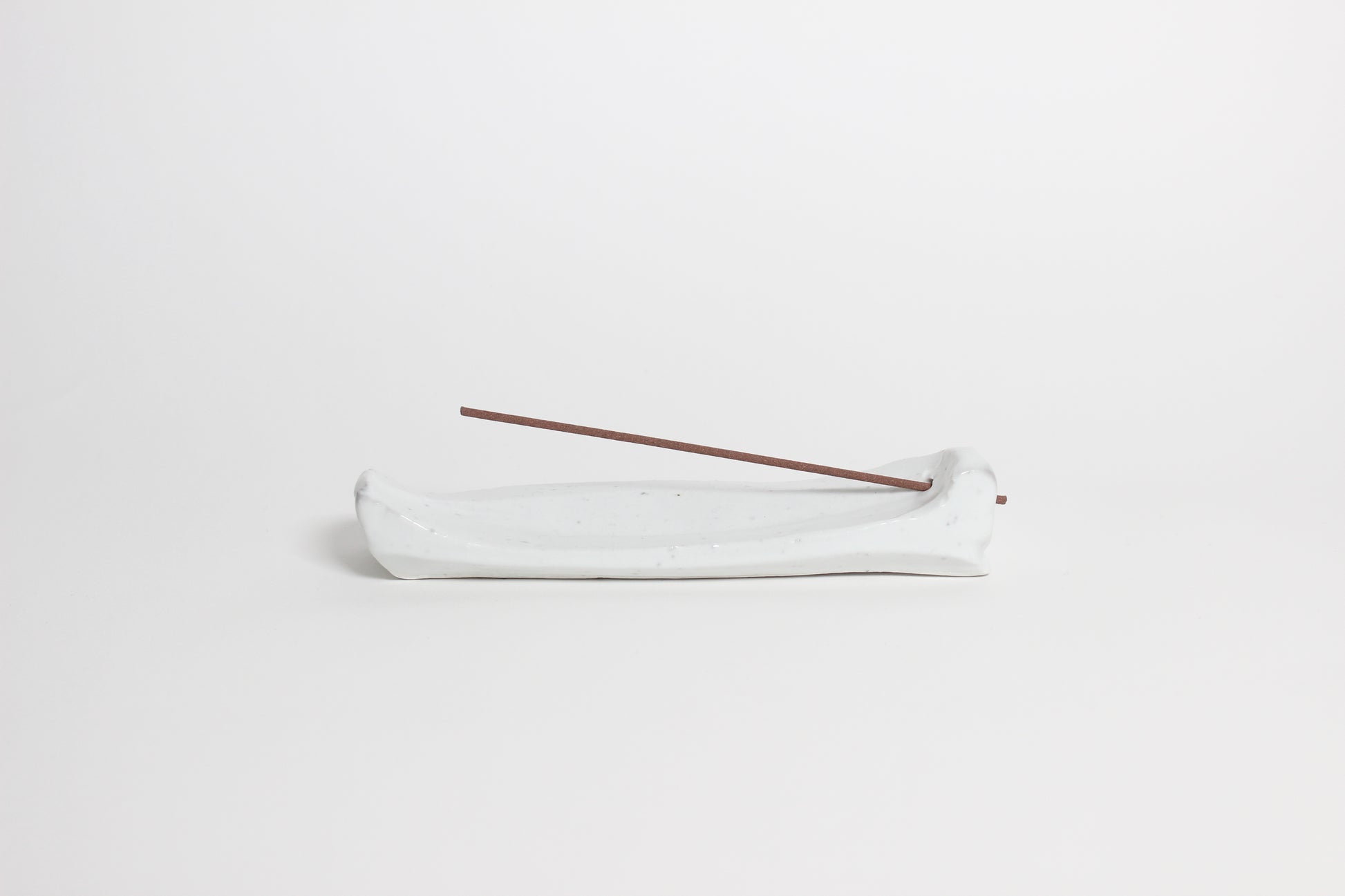 Ceramic leafy incense burner