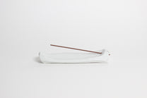 Ceramic leafy incense burner