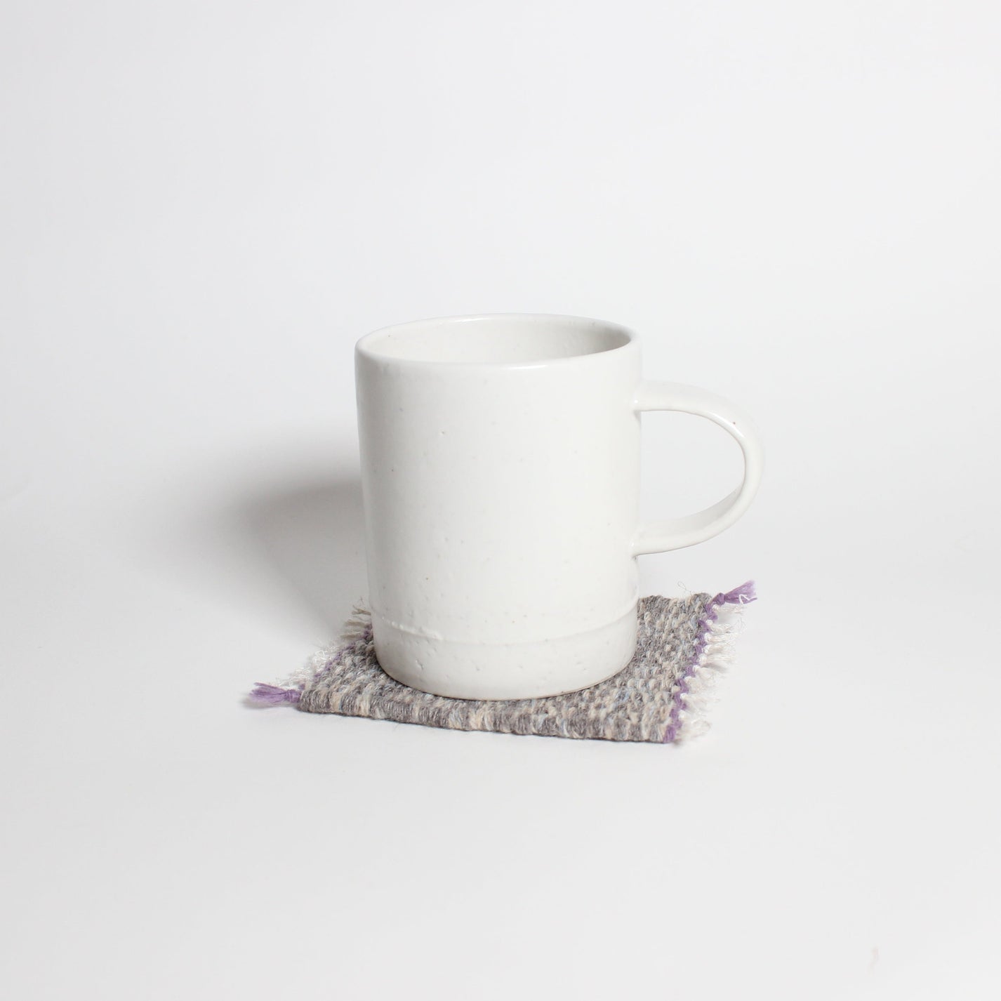 (KR) Ceramic mug in soft cream