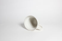 (KR) Ceramic fluted mug 02 in soft cream