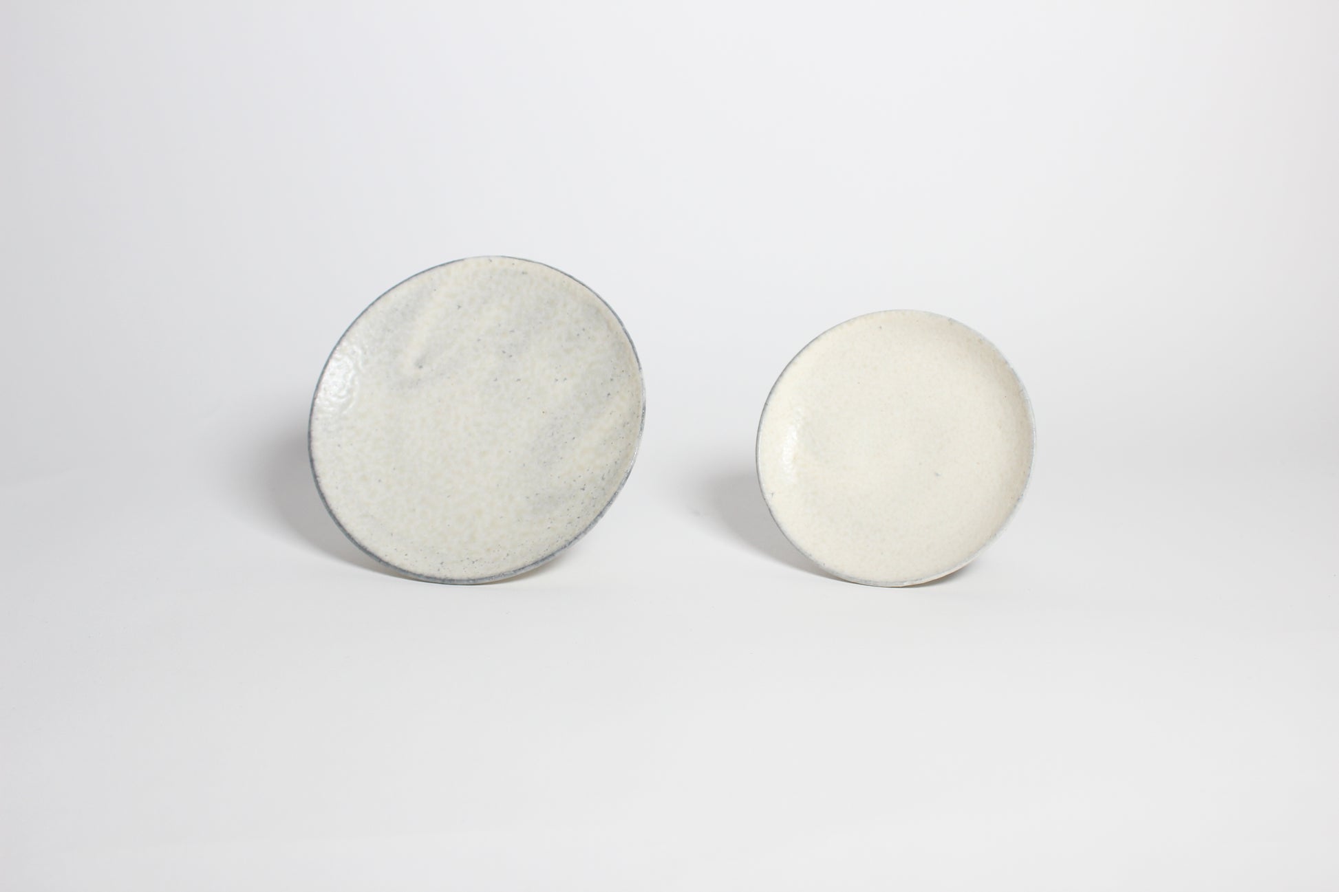 Korean buncheong ceramic highstand plates