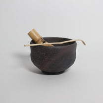 Japanese Shigaraki ceramic matcha bowl