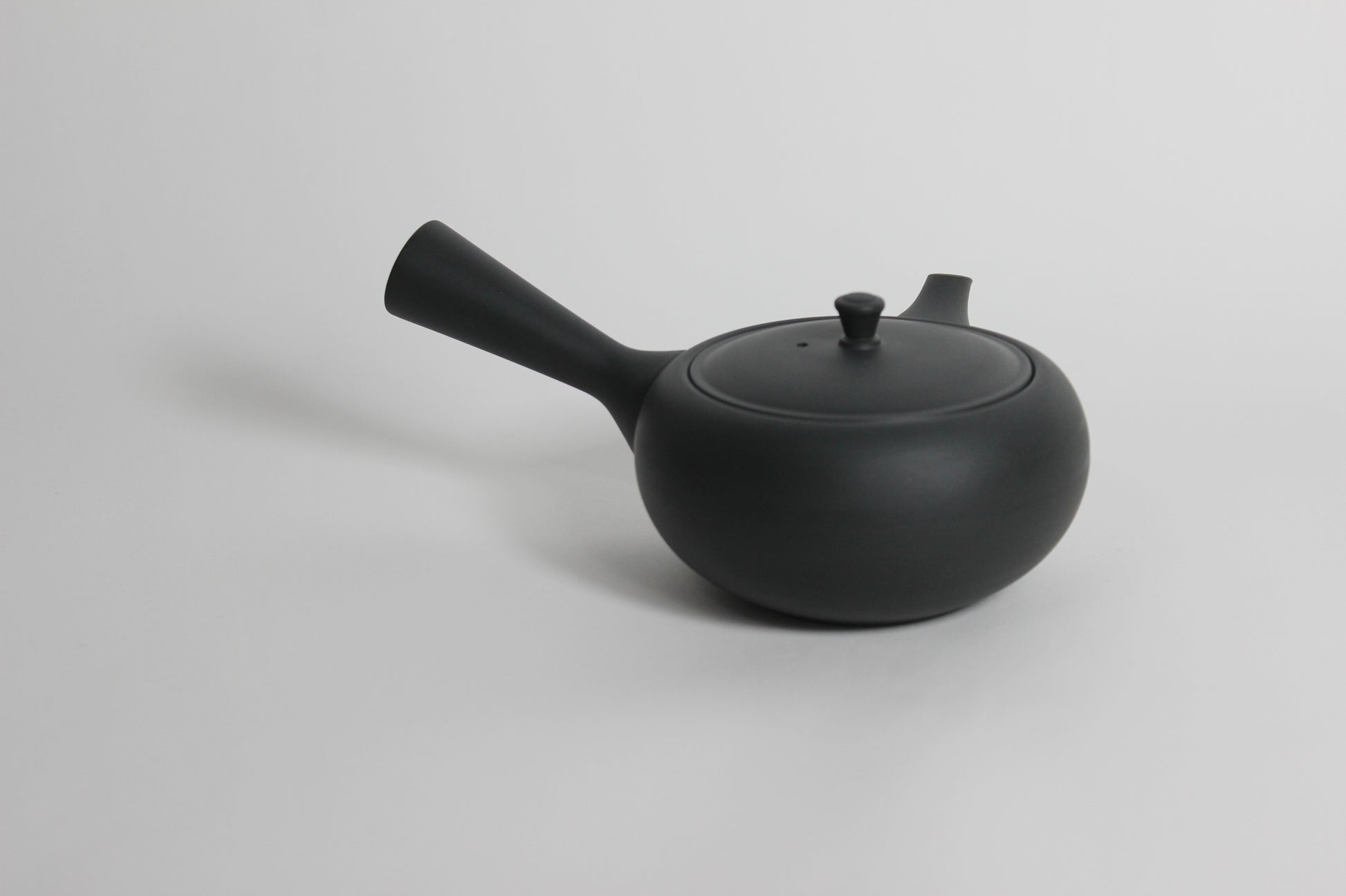 東屋 Japanese Azmaya Flat Teapot